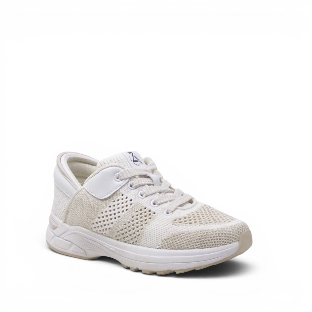 Zeba Womens Sneakers Vanilla White Hands-Free Slip-On Athletic Knit Size 6